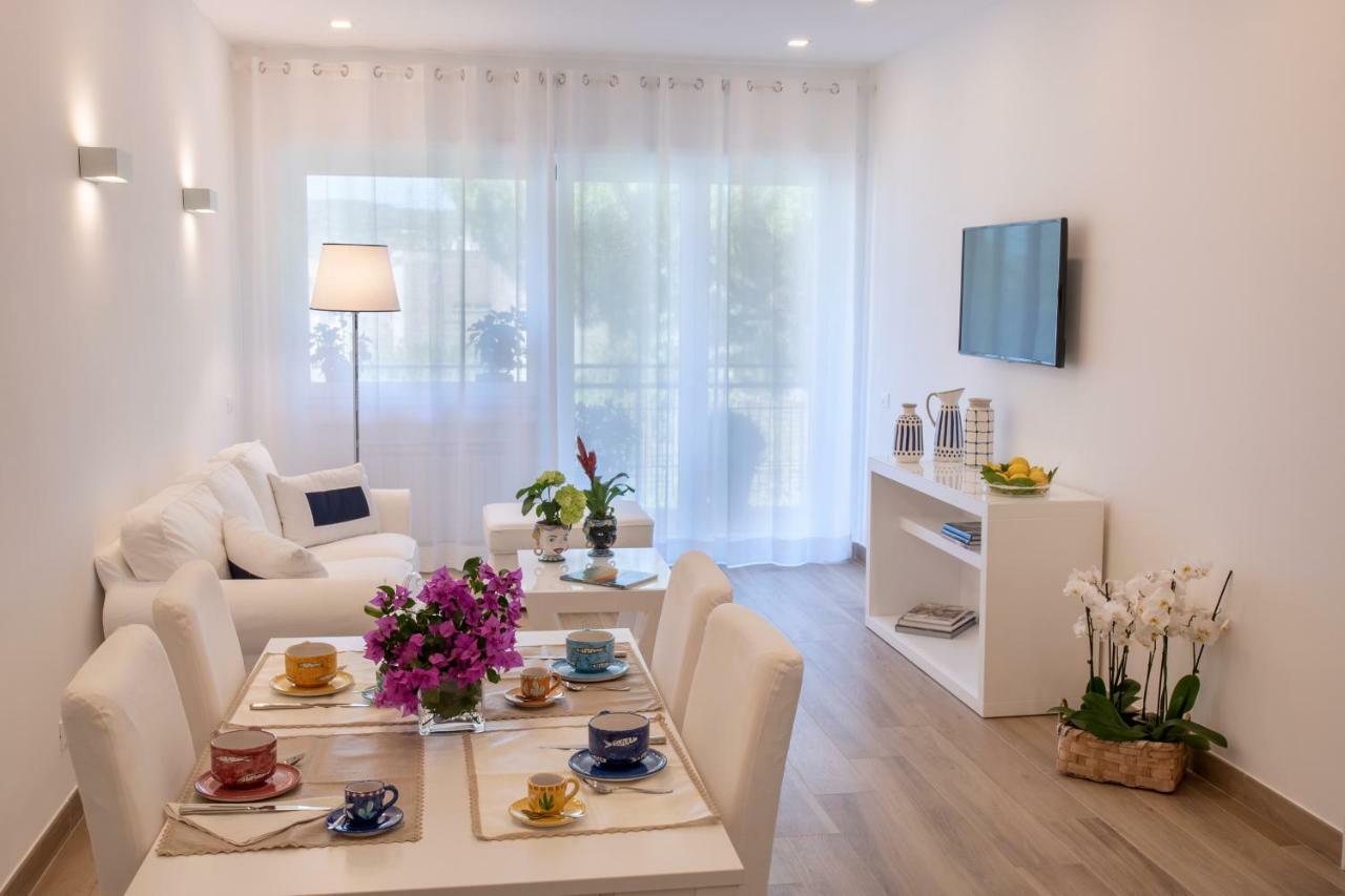 Solymar Apartments Sorrento Luaran gambar