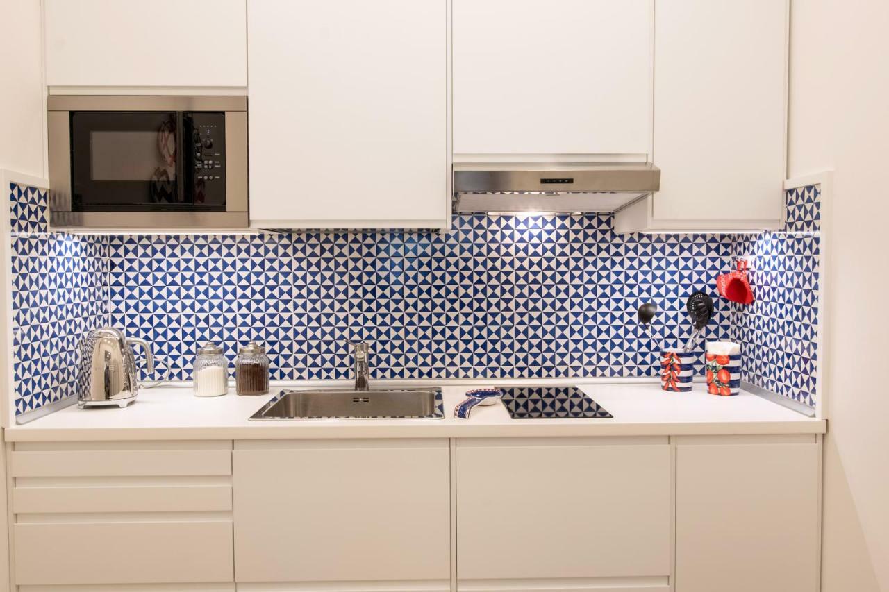 Solymar Apartments Sorrento Luaran gambar