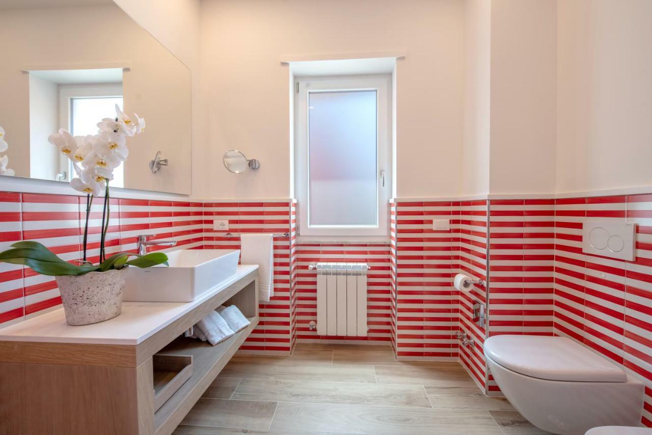 Solymar Apartments Sorrento Luaran gambar
